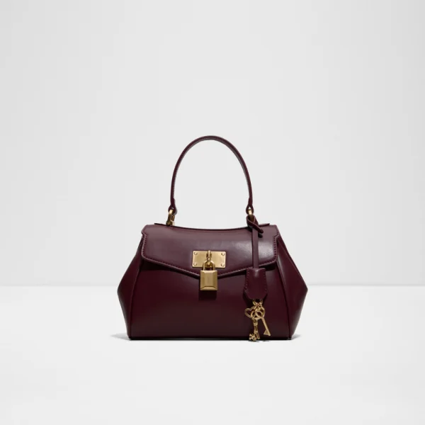Satchel, Bordo