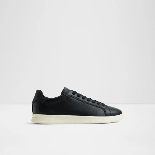 Low top sneaker, Black
