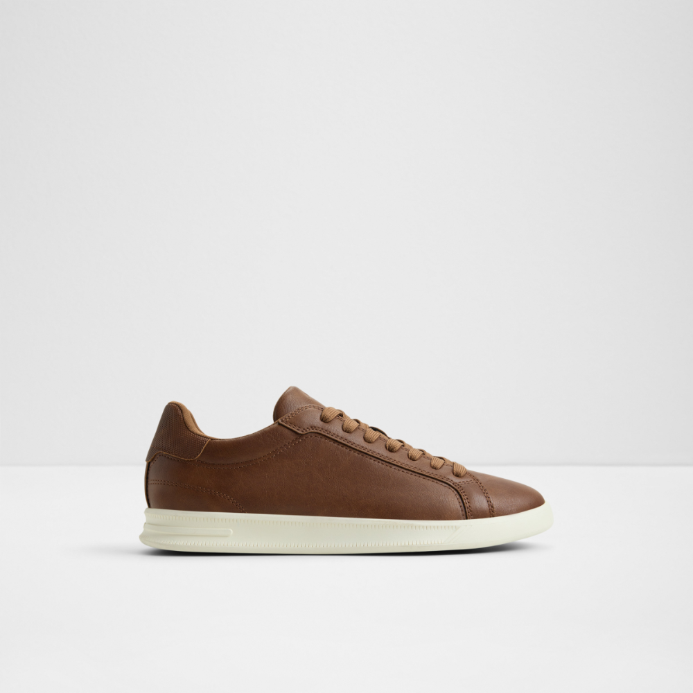 Low top sneaker, Cognac